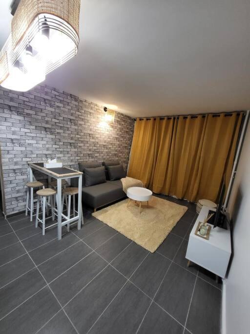 Pepite Entre Paris Et Versailles Apartment Chaville Ngoại thất bức ảnh