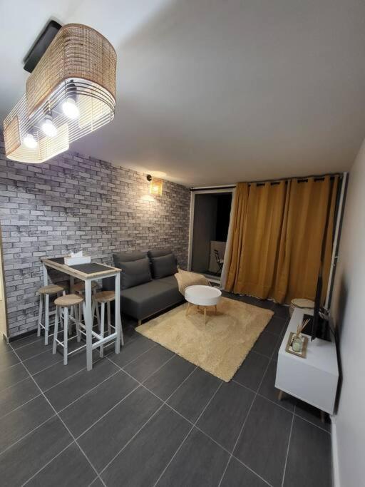 Pepite Entre Paris Et Versailles Apartment Chaville Ngoại thất bức ảnh