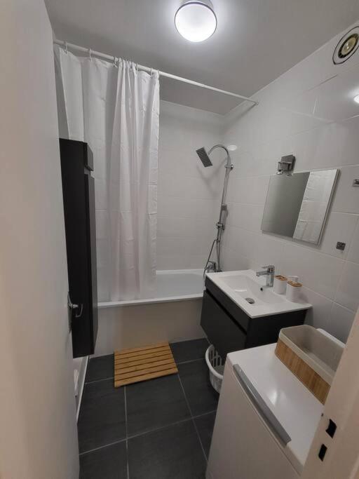 Pepite Entre Paris Et Versailles Apartment Chaville Ngoại thất bức ảnh